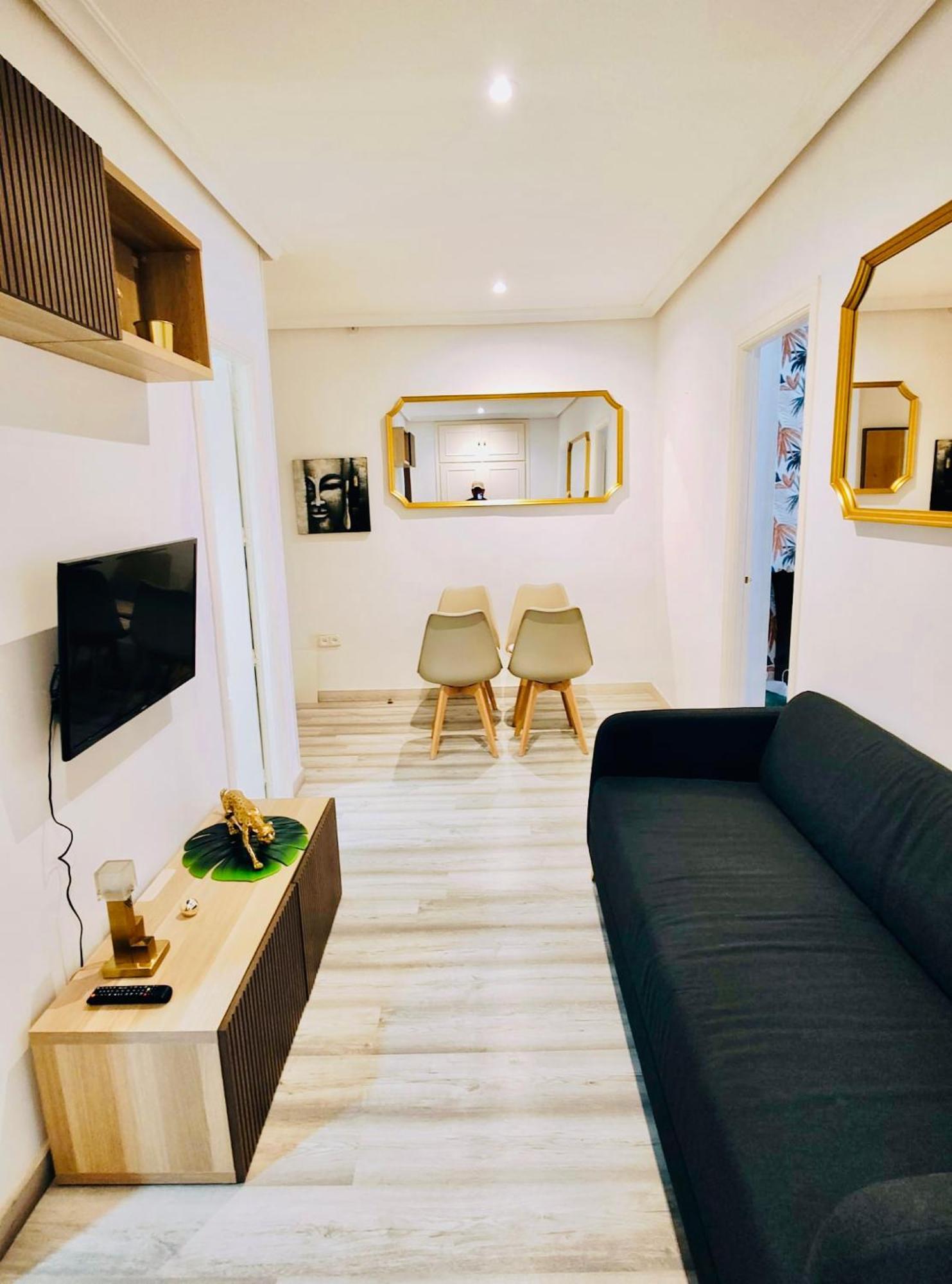 En Pleno Centro De - Gran Via - Callao - Sol Apartamento *