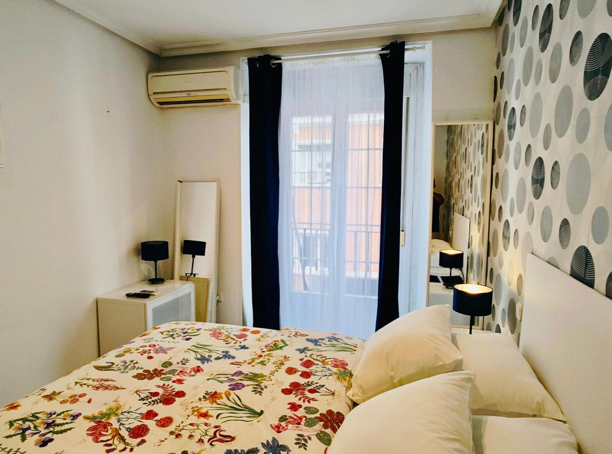 Apartamento En Pleno Centro De - Gran Via - Callao - Sol Madrid