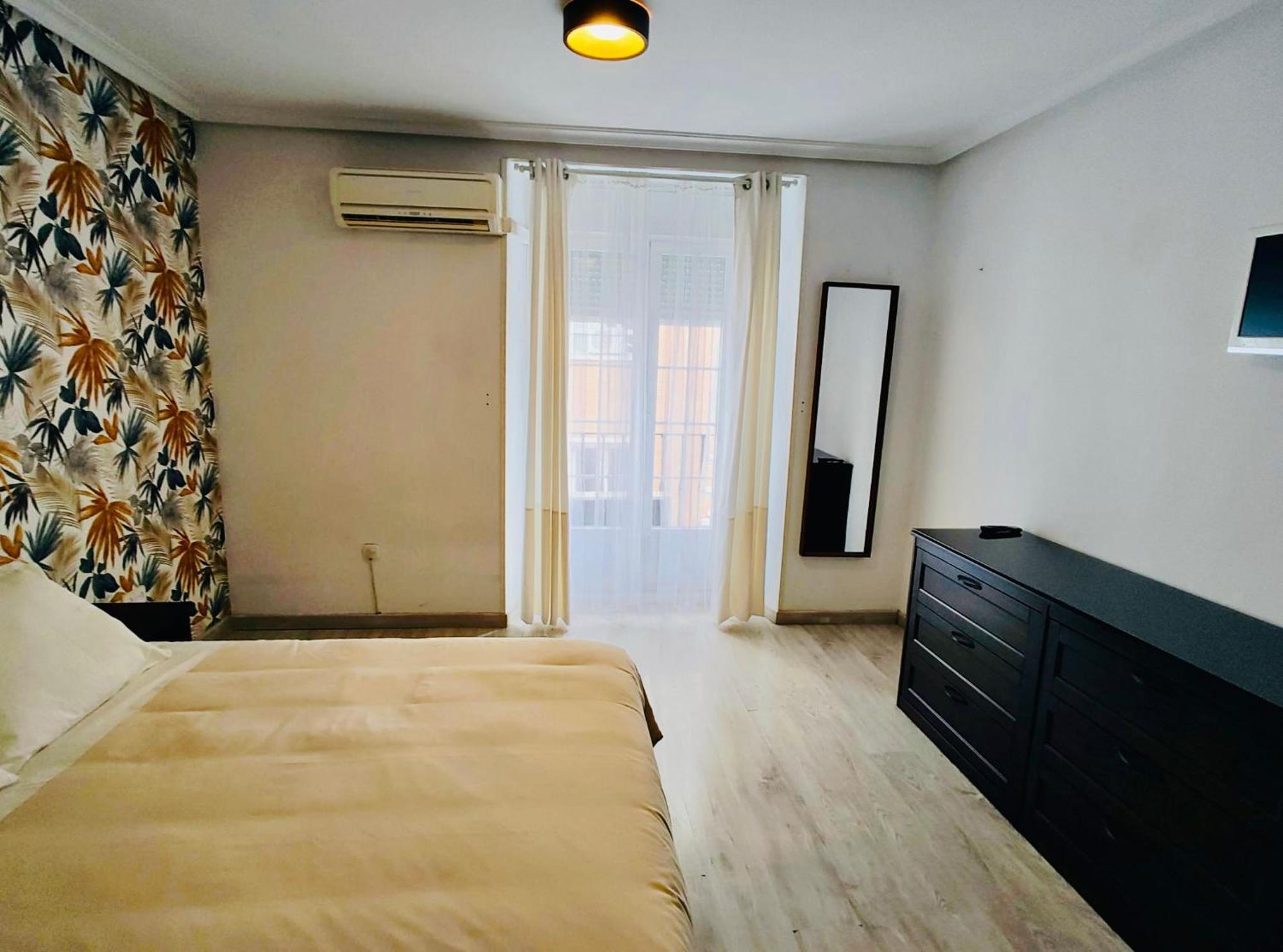 En Pleno Centro De - Gran Via - Callao - Sol Apartamento
